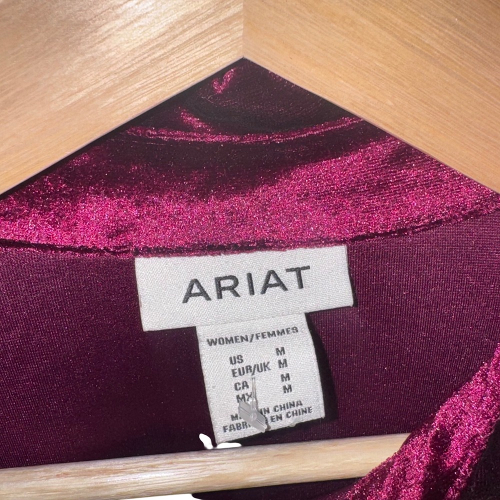 Ariat Burgundy Velvet Western Pearl Snap Shirt Womens Medium Cowgirl Rodeo Top - Picture 3 of 7